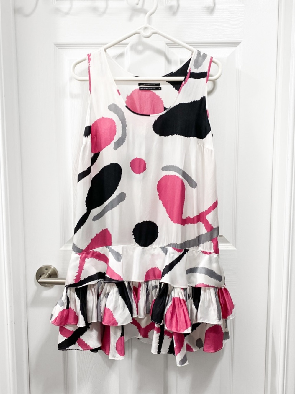 Club Monaco White Mini Dress with Pink, Black & Gray Abstract Pattern